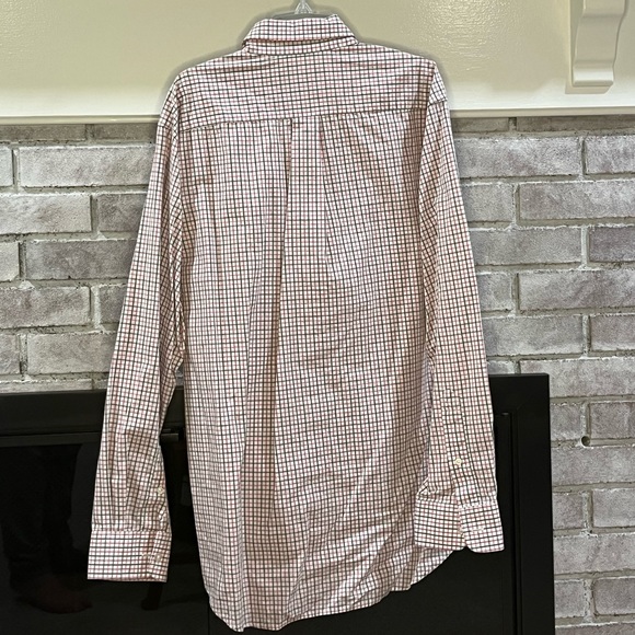 Vineyard Vines - Picture 2 of 2